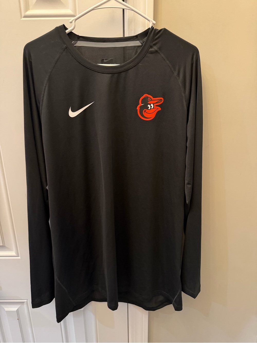Nike dri-fit Black Long-Sleeve Performance Shirt Baltimore Orioles Logo.size XL
